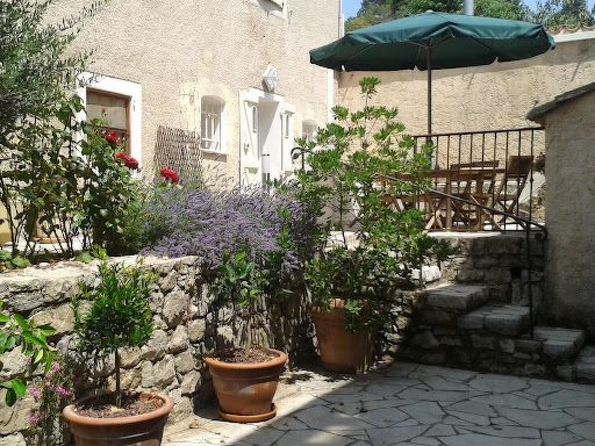 SCHÖNES STUDIO MIT GARTEN FÜR 2 IM DORF-Image-tags.info