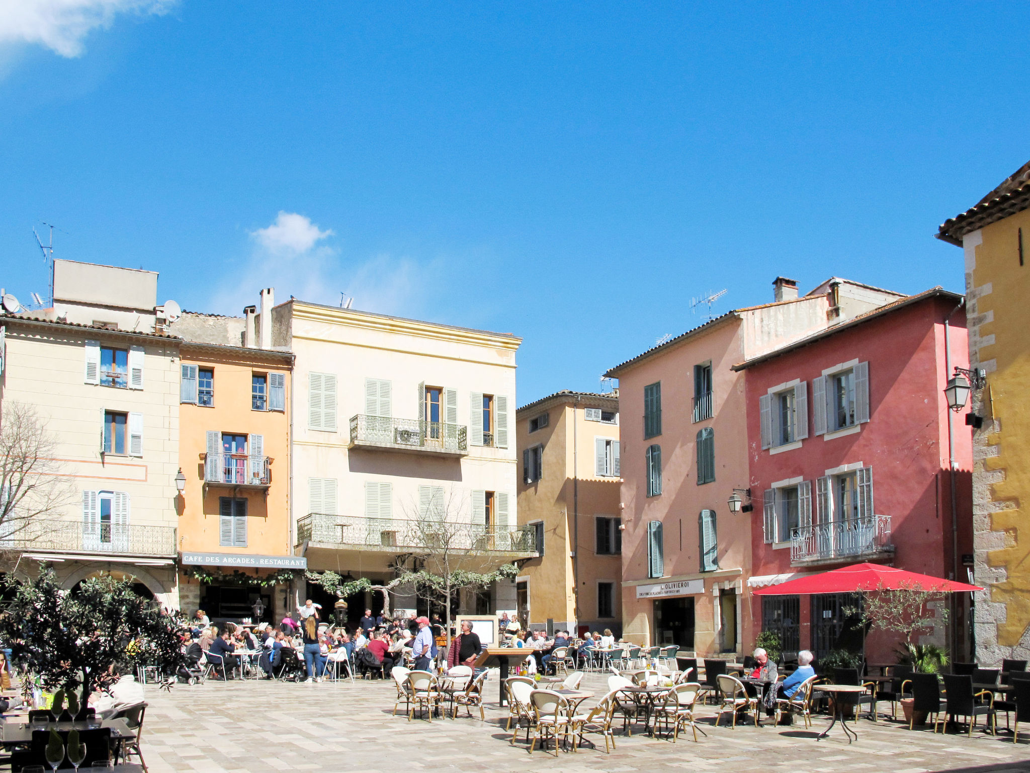 SCHÖNES STUDIO MIT GARTEN FÜR 2 IM DORF-Omgeving