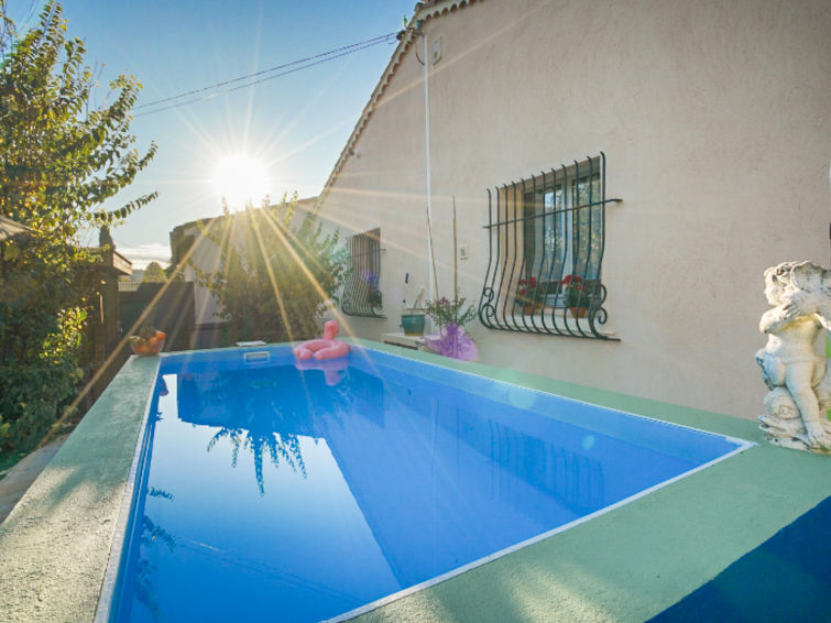 Search and Stay destination Mouans-Sartoux, Provence-Alpes-Côte d'Azur - France from AU$ 224. Liou Miou Souleou