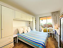 Apartment Les Eucalyptus