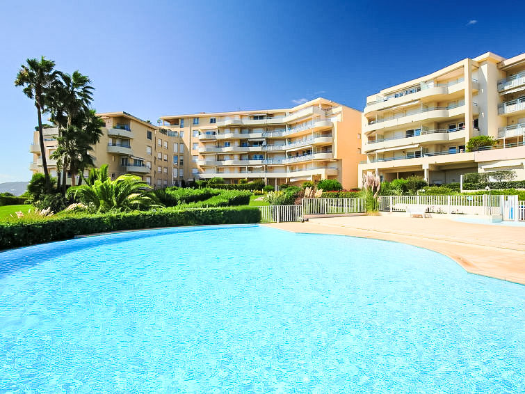 Le Grand Large Apartment in Juan-Les-Pins