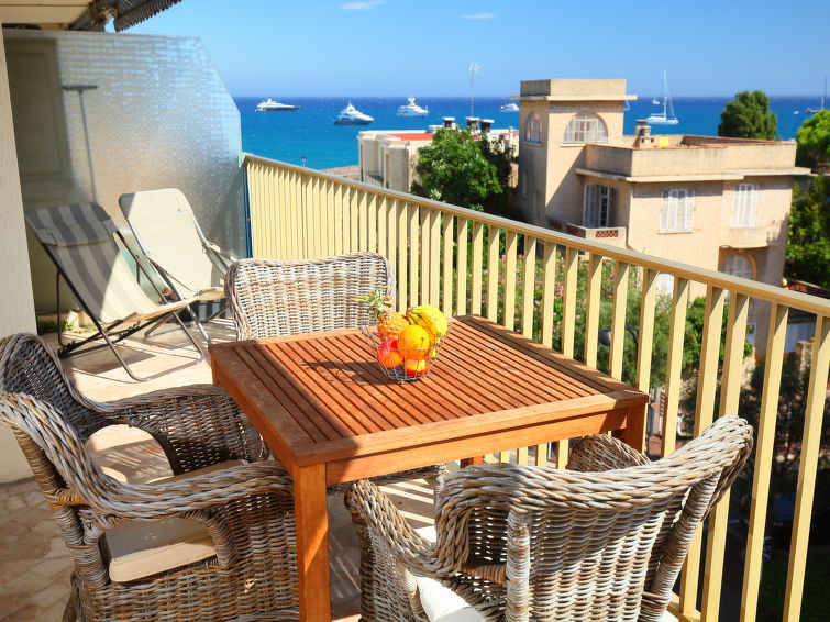 Le Bastion Accommodation in Antibes