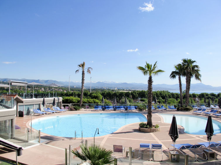 Search and Stay destination Antibes, Provence-Alpes-Côte d'Azur - France from AU$ 161. Résidence Thalazur Antibes