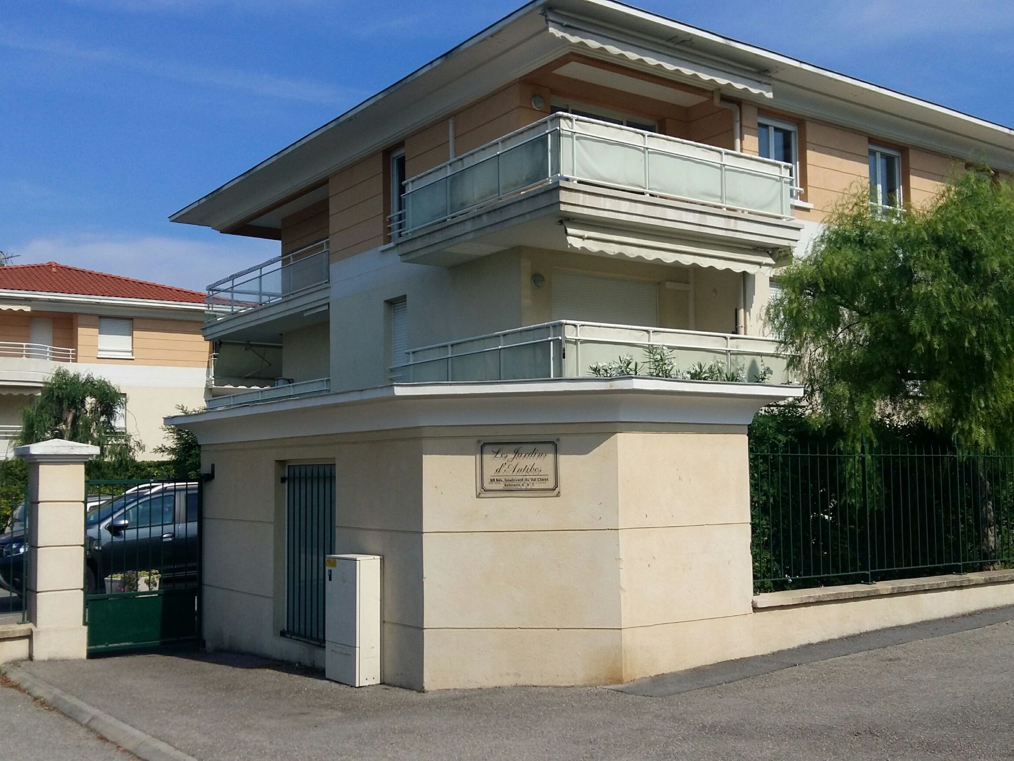 Die Gärten von Antibes-Inside