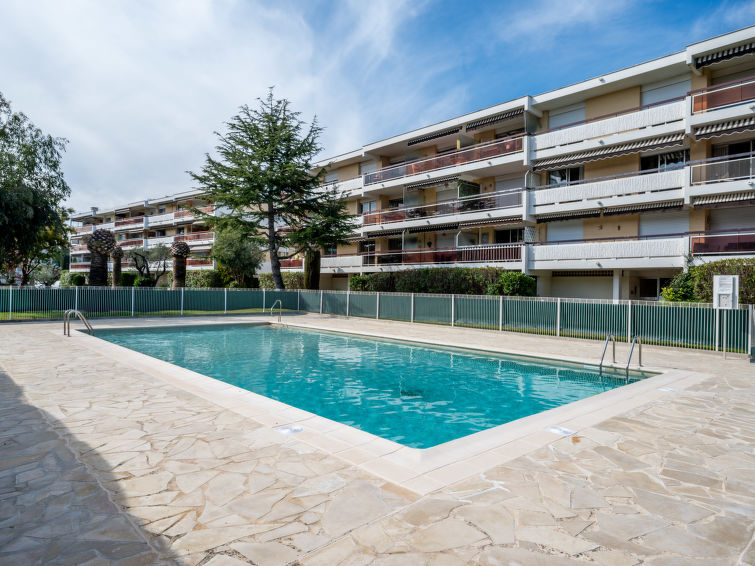 Antibes accommodation city breaks for rent in Antibes apartments to rent in Antibes holiday homes to rent in Antibes