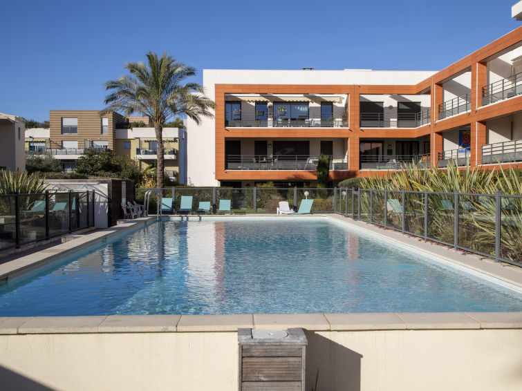 Zeezicht en luxe: appartement Le Garden Beach in Villeneuve-Loubet in Villeneuve-Loubet