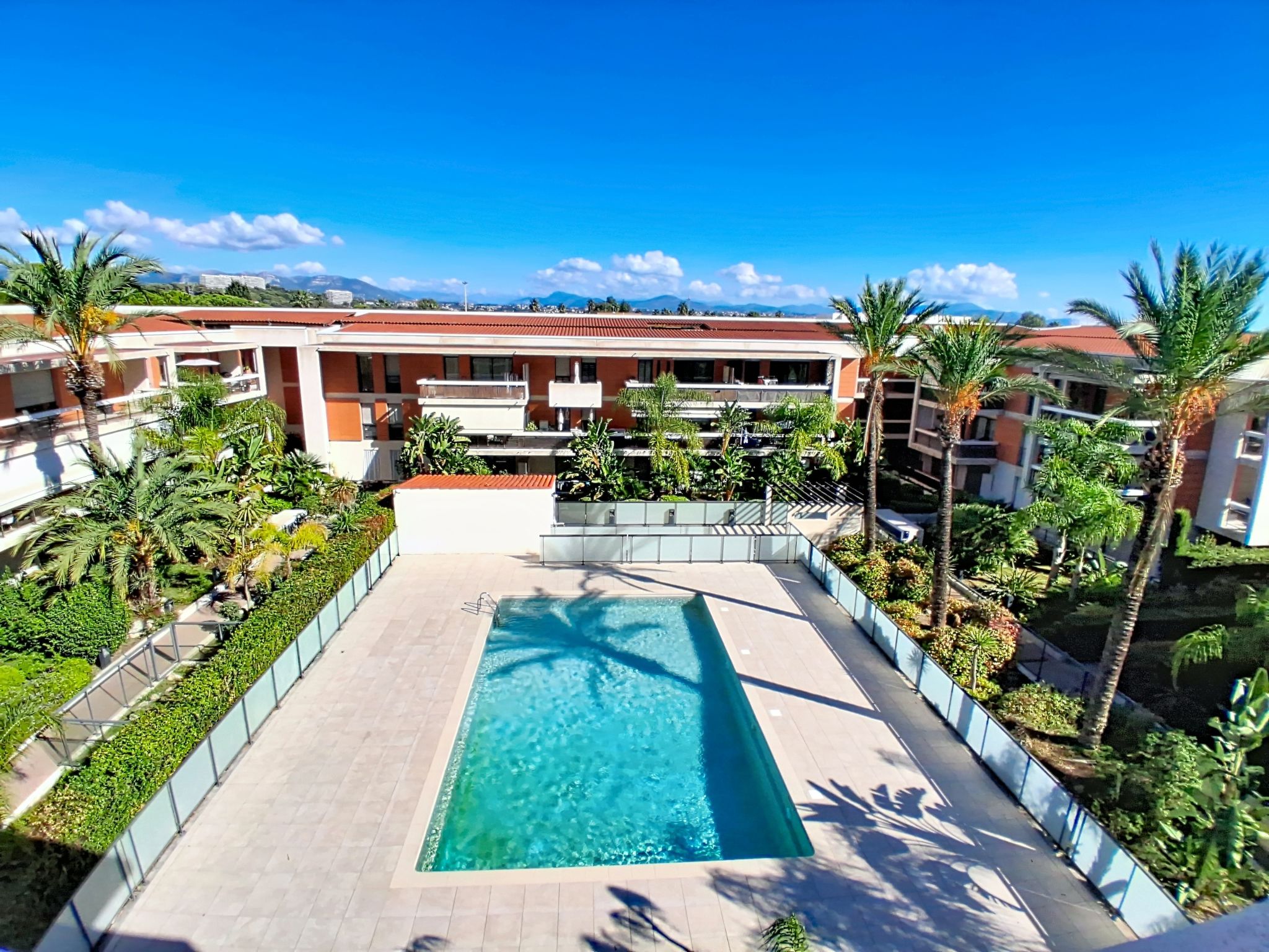 Appartement Le Royal Cap – Piscine extérieure, photo 16 sur 22