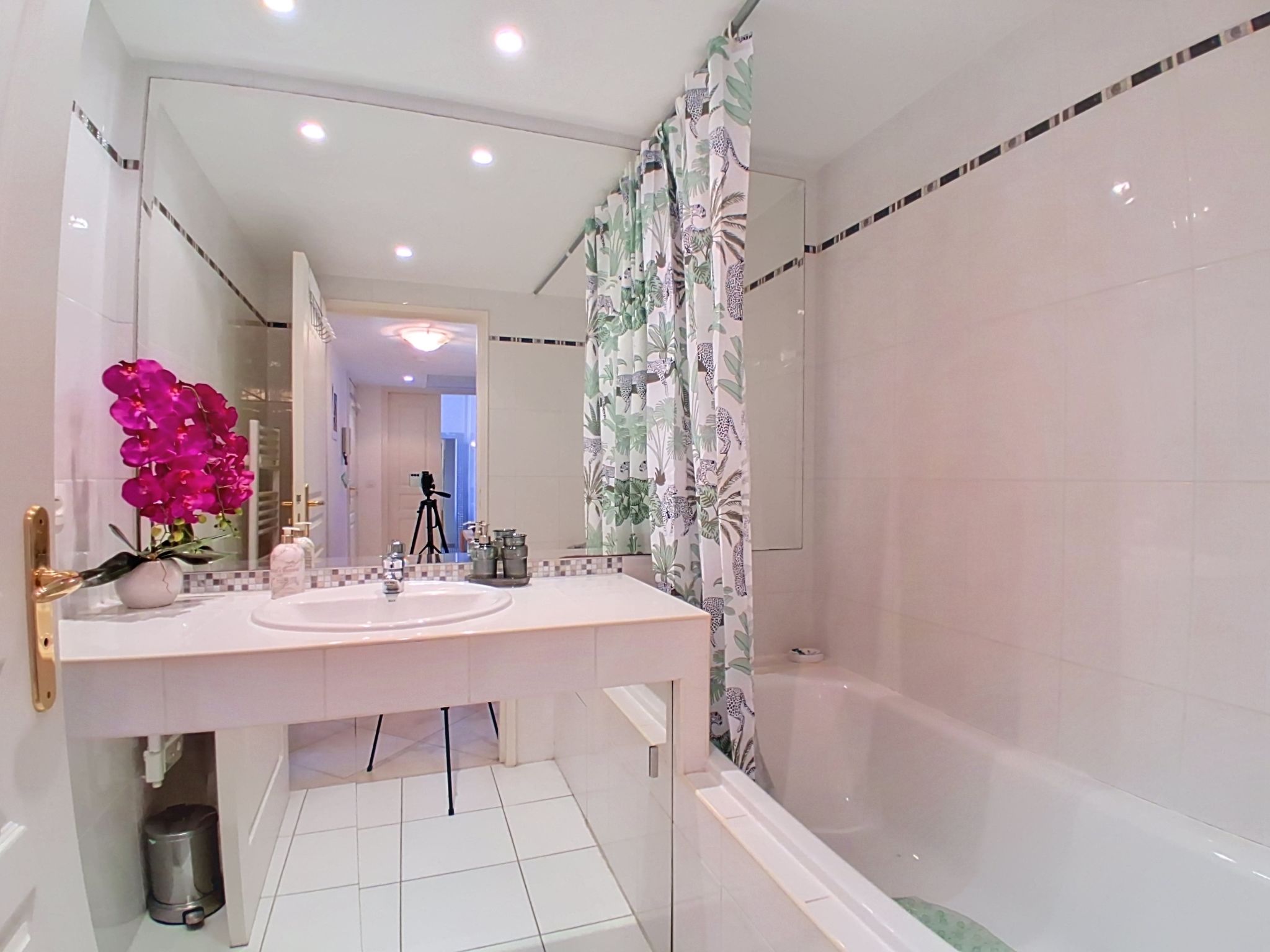 Appartement Le Royal Cap – Salle de bains, photo 13 sur 22