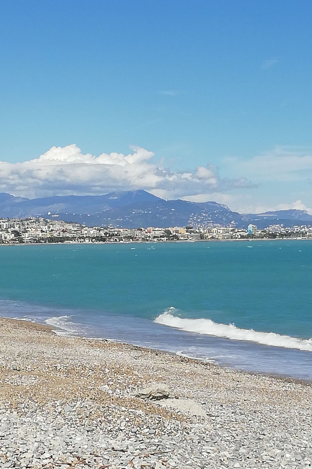 Gemütliche Wohnung, 5 Minuten vom Strand entfernt-Inside