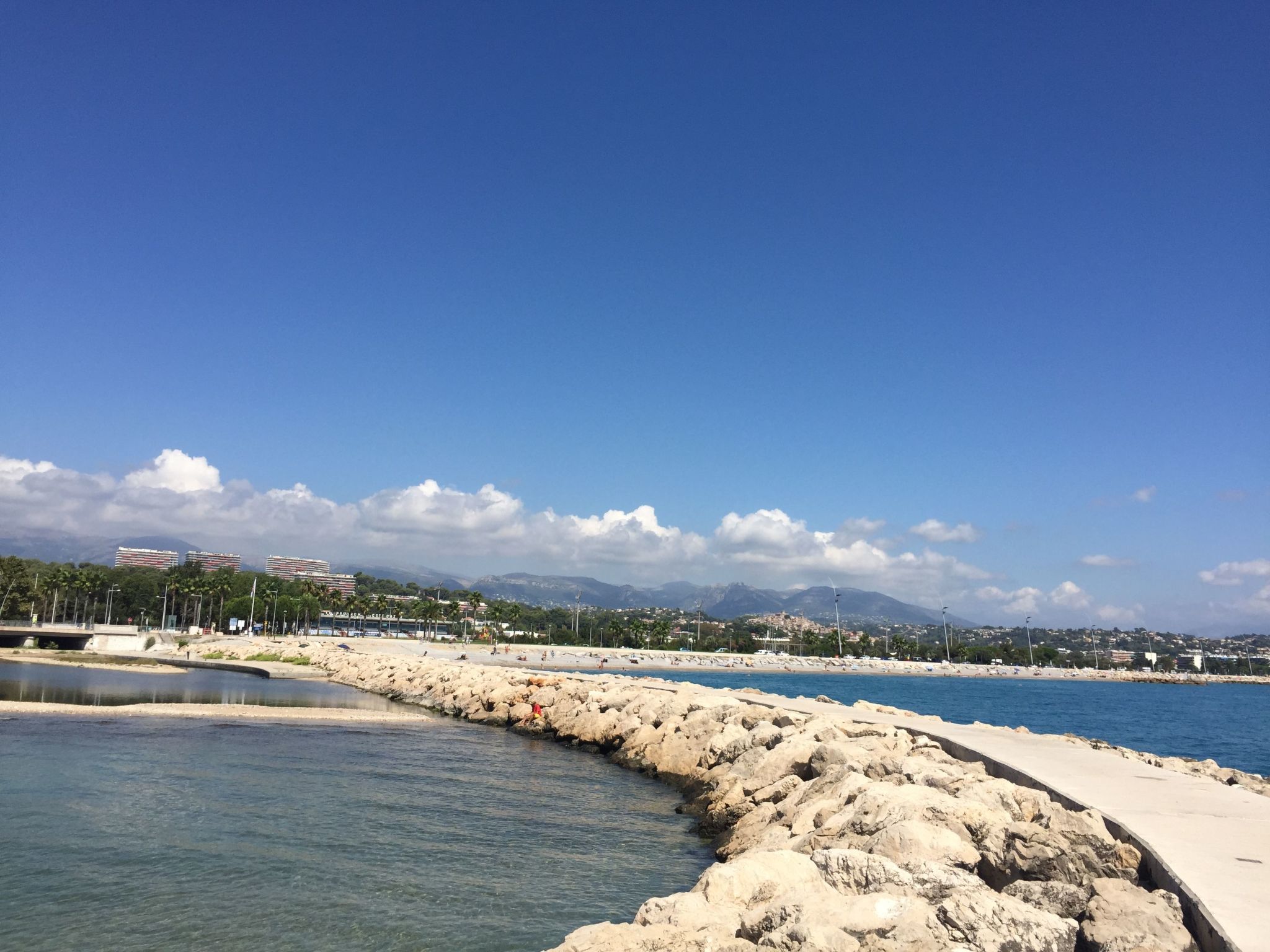 Gemütliche Wohnung, 5 Minuten vom Strand entfernt-Inside