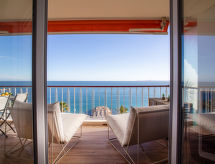 L'Angelina: modern appartement aan zee in Cagnes-sur-Mer - thumbnail 1