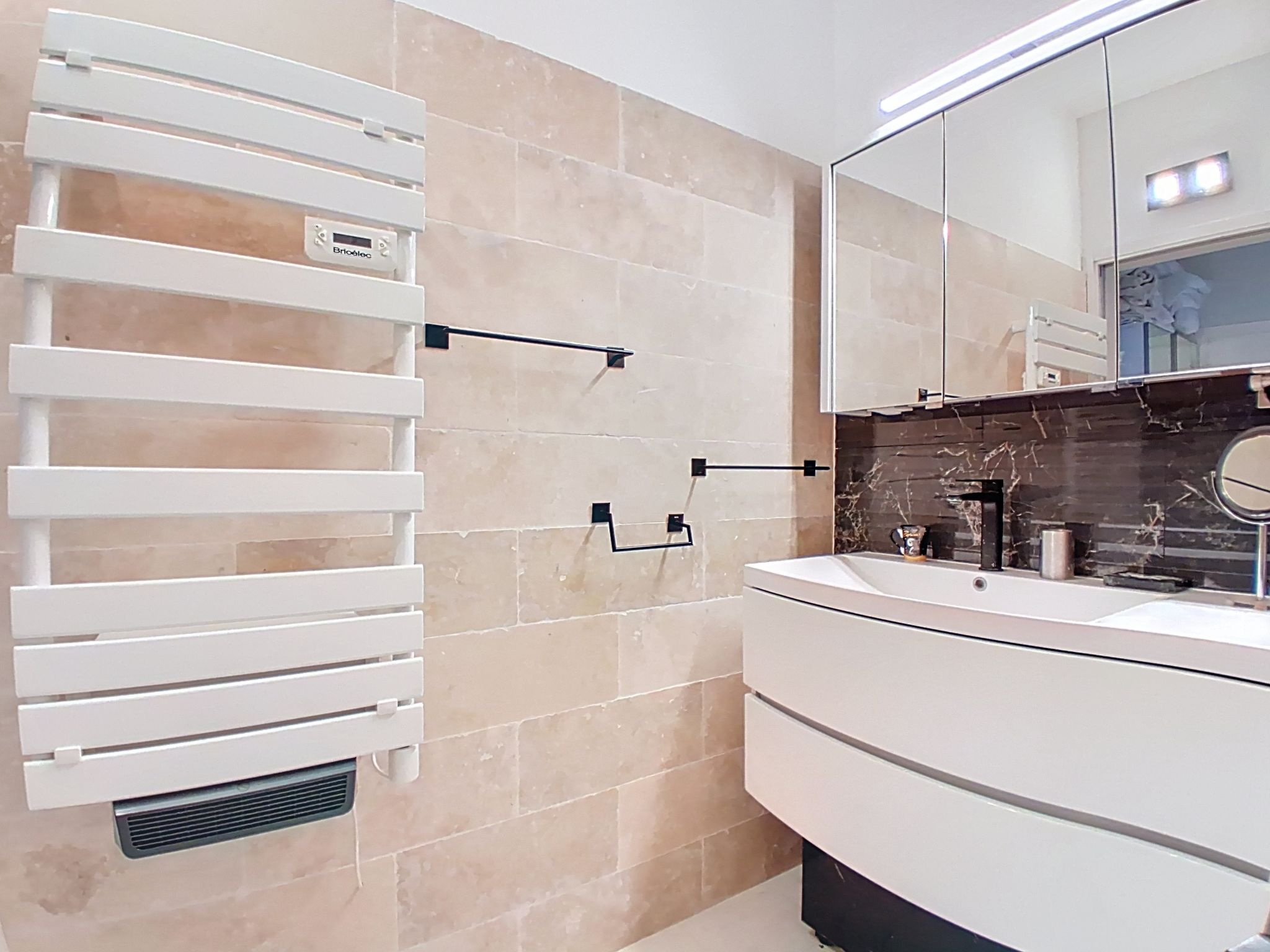 Photo of Le Chaville