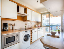 Appartement Le Cagnes Beach: direct aan zee op 25 meter van het strand - thumbnail 4