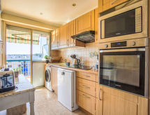 Sfeervol strandappartement op 25 meter van de zee in Cagnes-sur-Mer - thumbnail 5