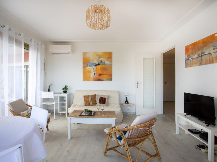 Search and Stay destination Cagnes-sur-Mer, Provence-Alpes-Côte d'Azur - France from AU$ 228. Le Montcey