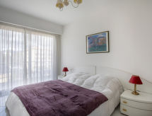Azur Paradis: Luchtig appartement op 600 meter van het strand in Cagnes-sur-Mer - thumbnail 4