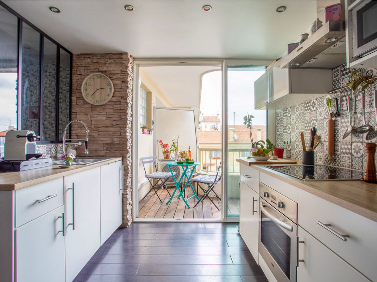 Search and Stay destination Cagnes-sur-Mer, Provence-Alpes-Côte d'Azur - France from AU$ 178. Cros de Cagnes