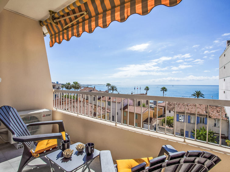 2-persoons appartement met zeezicht in Cagnes-sur-Mer in Cagnes-sur-Mer