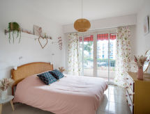 Licht appartement op 280m van het strand met balkon in Cagnes-sur-Mer - thumbnail 3