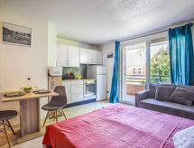 Studio Le Bali: knus verblijf in Cagnes-sur-Mer, 800m van strand - thumbnail 3