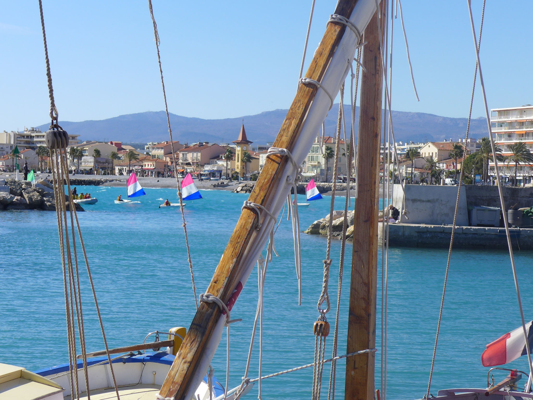 Riva Bella-Area
