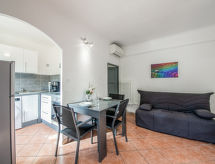 Le Narcisse: Sfeervol appartement bij zee en bergen in Cagnes-sur-Mer - thumbnail 3