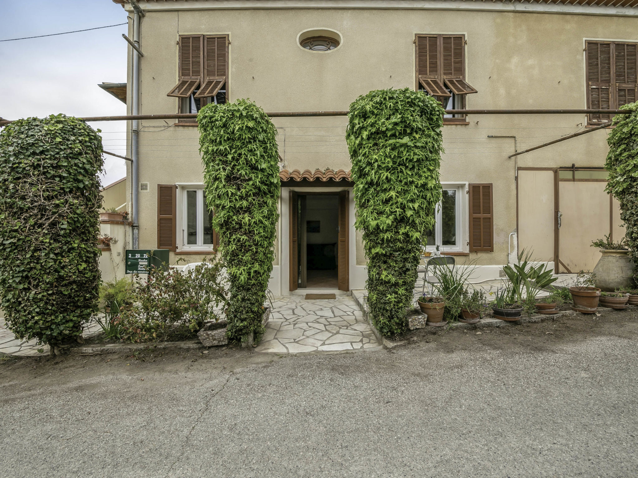 Photo of Le Narcisse