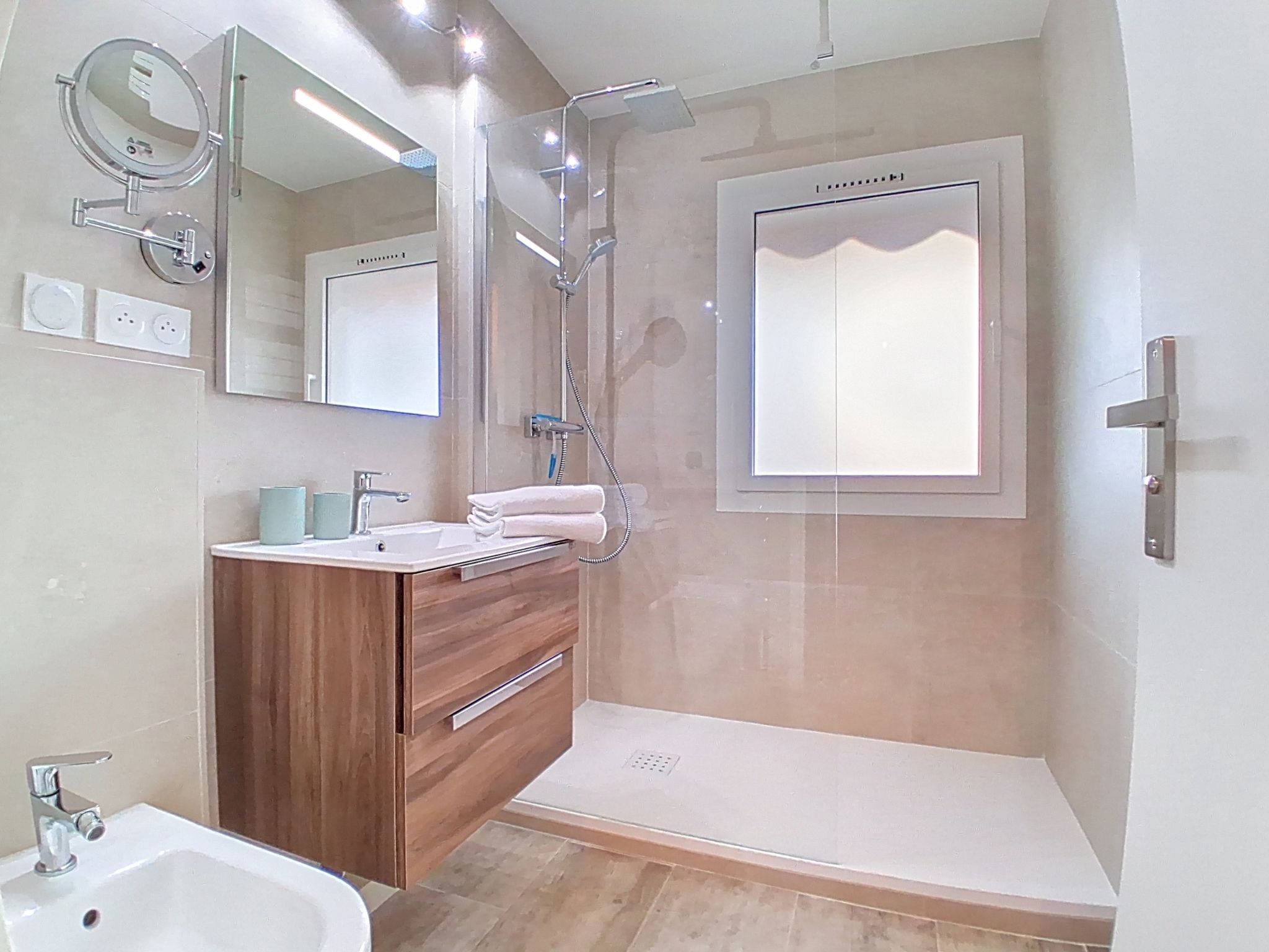 Photo of l'Astrolabe