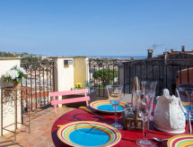 Doux Bijou: charmant vakantiehuis met zeezicht op loopafstand van Cagnes-sur-Mer - thumbnail 1