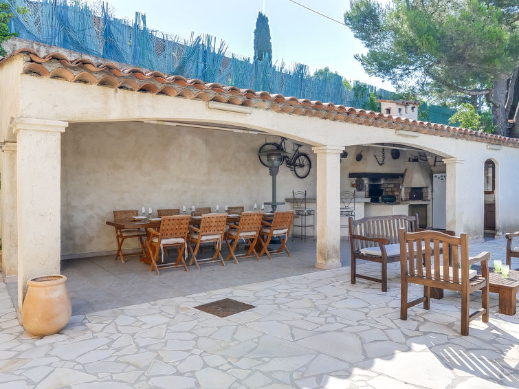 Search and Stay destination Cagnes-sur-Mer, Provence-Alpes-Côte d'Azur - France from AU$ 424. Nicoleine