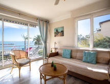 Le Cormoran: Direct aan zee in Saint Laurent du Var met panoramisch uitzicht - thumbnail 3