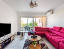 Licht appartement op 1 km van het strand met zwembad in Saint Laurent du Var - thumbnail 2