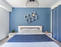 Licht appartement op 1 km van het strand met zwembad in Saint Laurent du Var - thumbnail 5