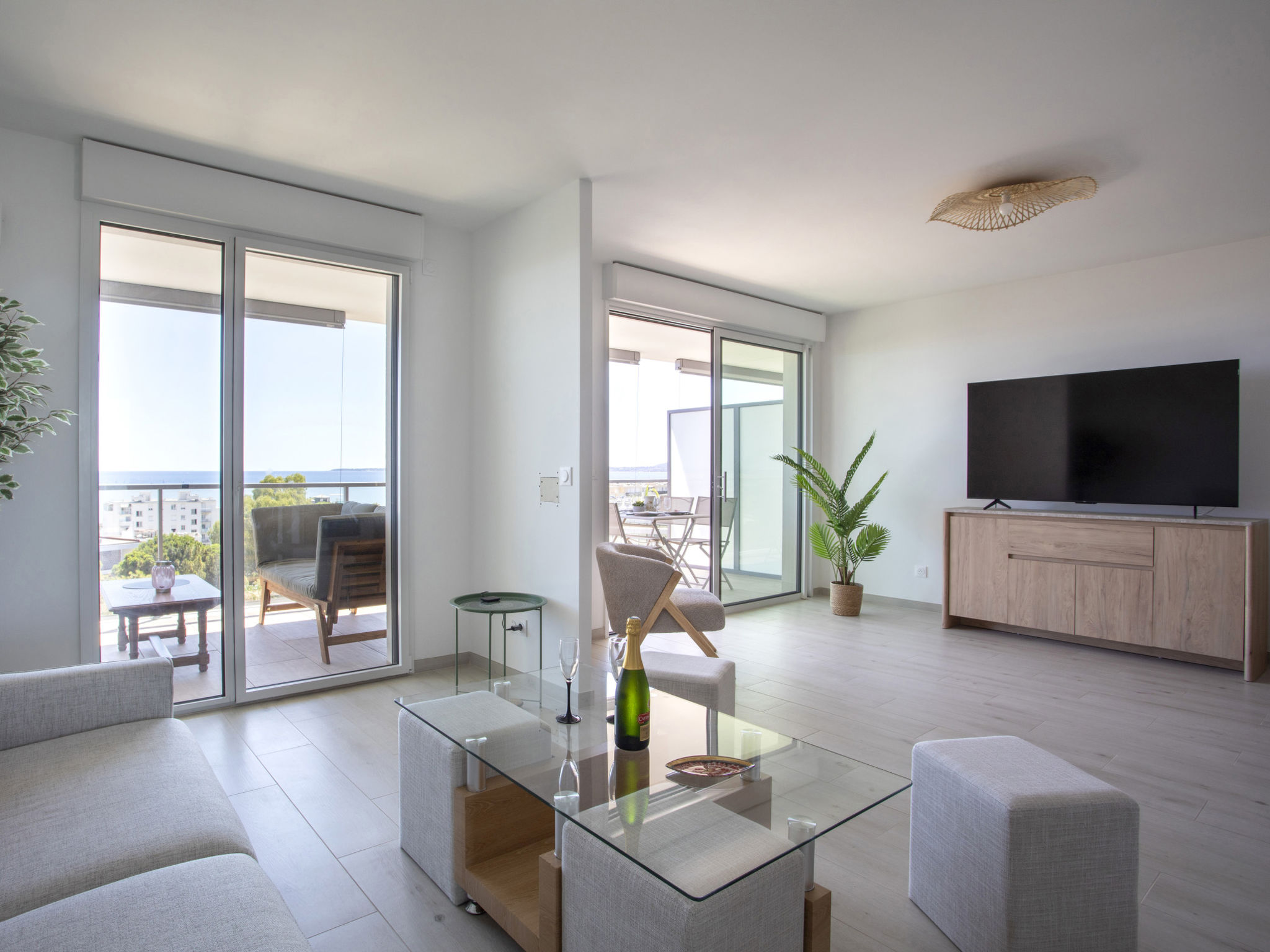 Seaside View-Inside