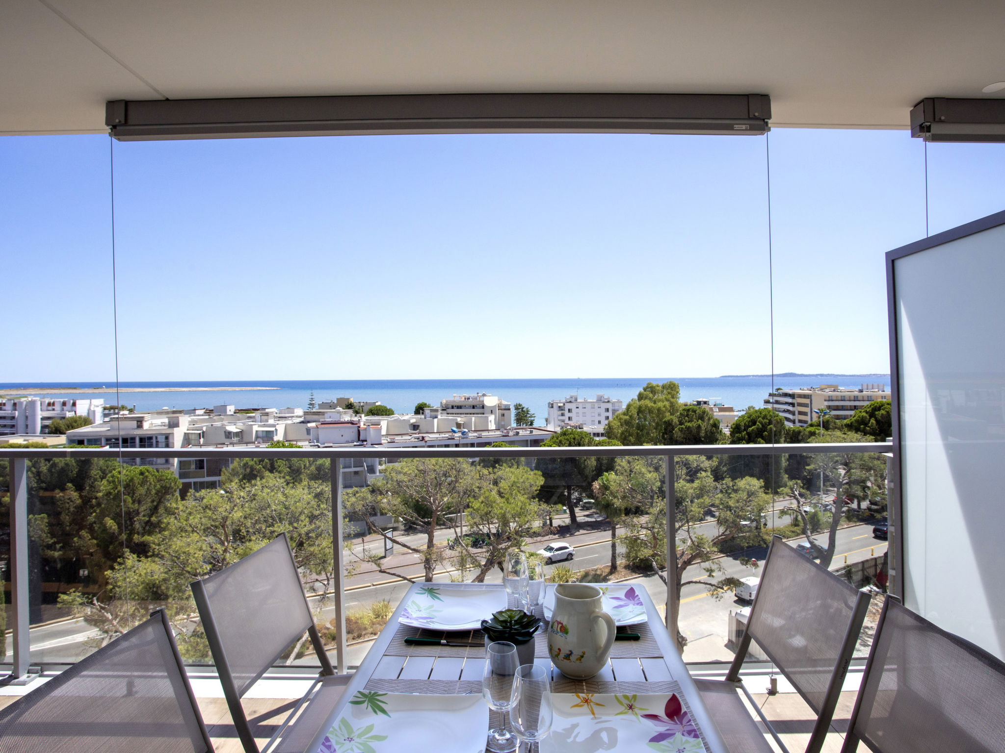 Seaside View-Outside