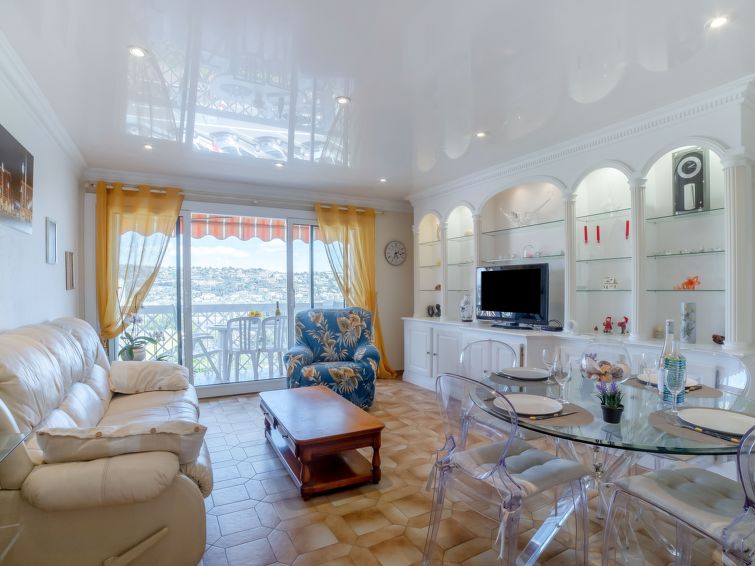 Search and Stay destination Saint-Laurent-du-Var, Provence-Alpes-Côte d'Azur - France from AU$ 207. Le Giono