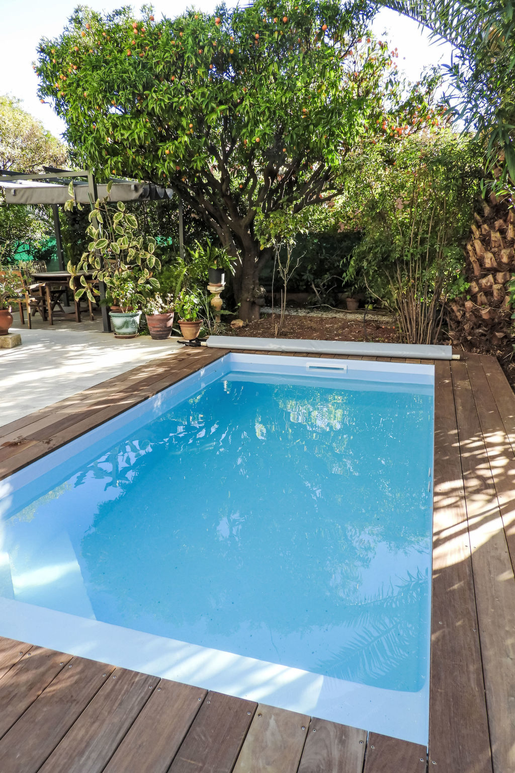 Wohnung "Les roses" auf einem eingemauerten Grundstück — Pool Outdoor (5 of 46)