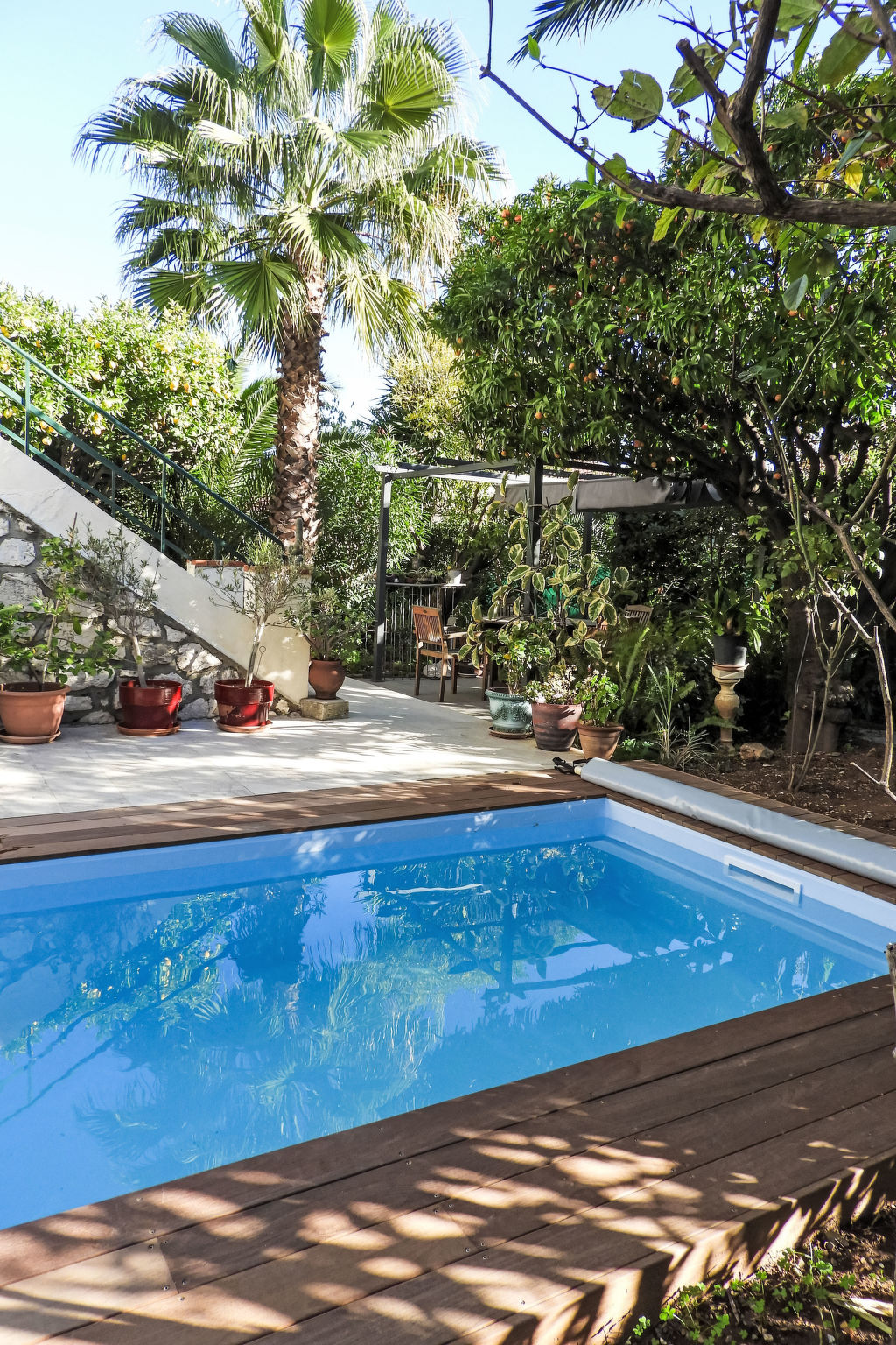Wohnung "Les roses" auf einem eingemauerten Grundstück — Pool Outdoor (4 of 46)