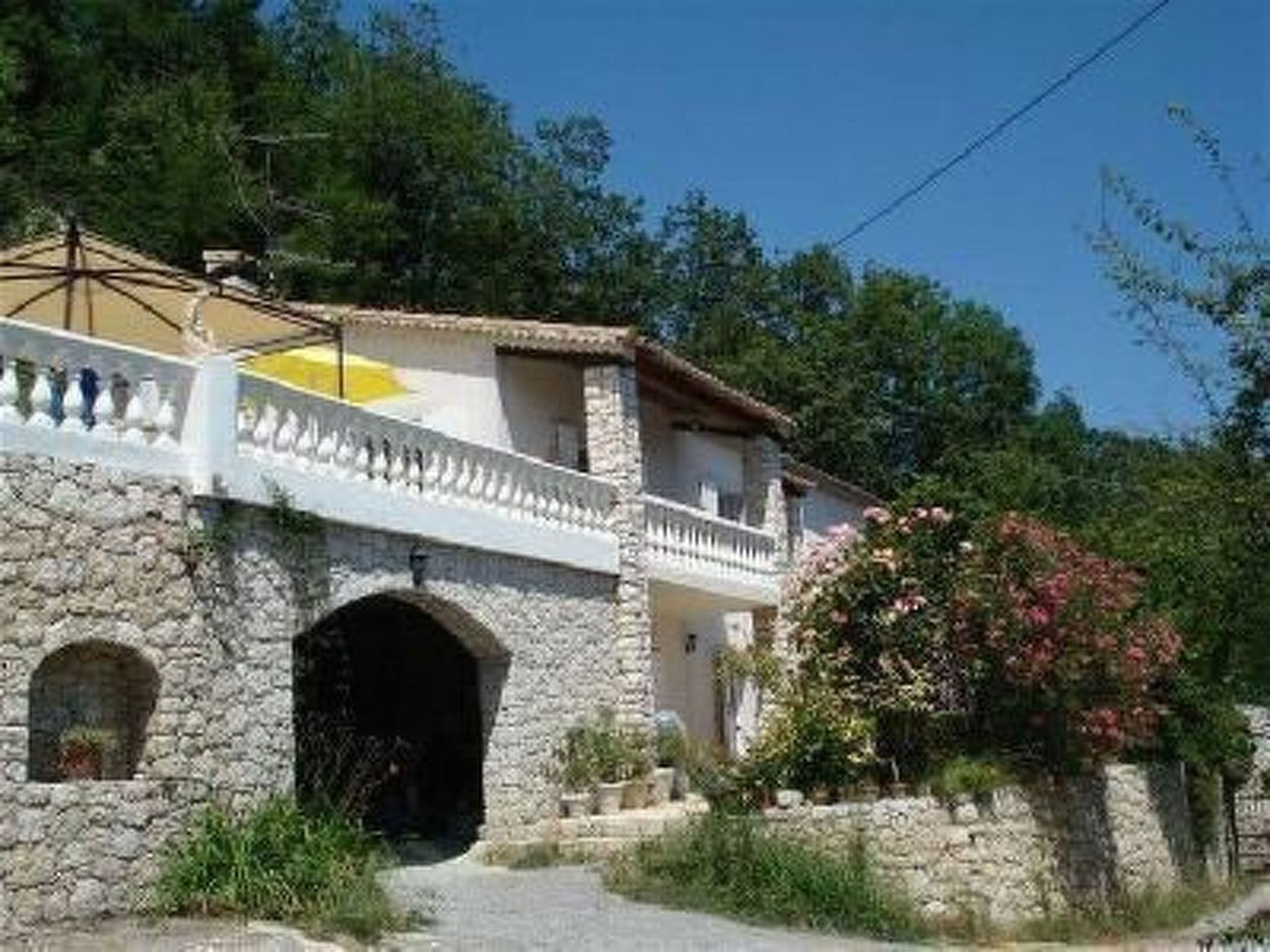 "Rocabel" mit Blick auf das Wasser-Binnen