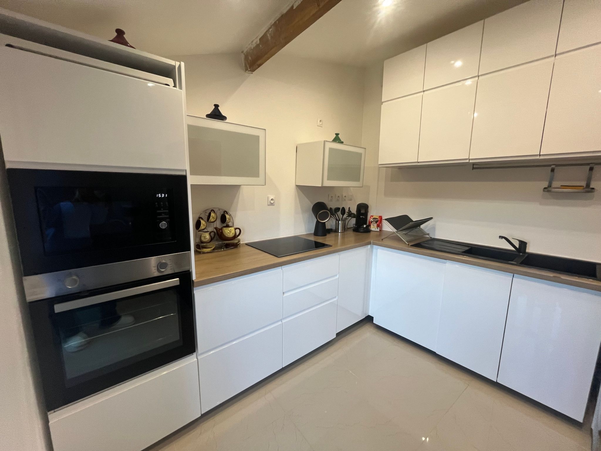 Oberseite der Villa Les Tilleuls-Drinnen