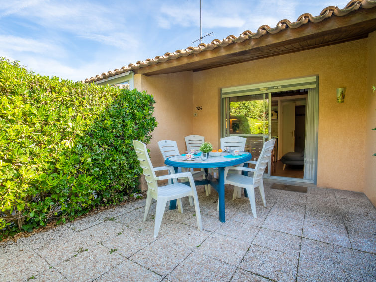 Search and Stay destination Vence, Provence-Alpes-Côte d'Azur - France from AU$ 102. Le Jardin de Matisse