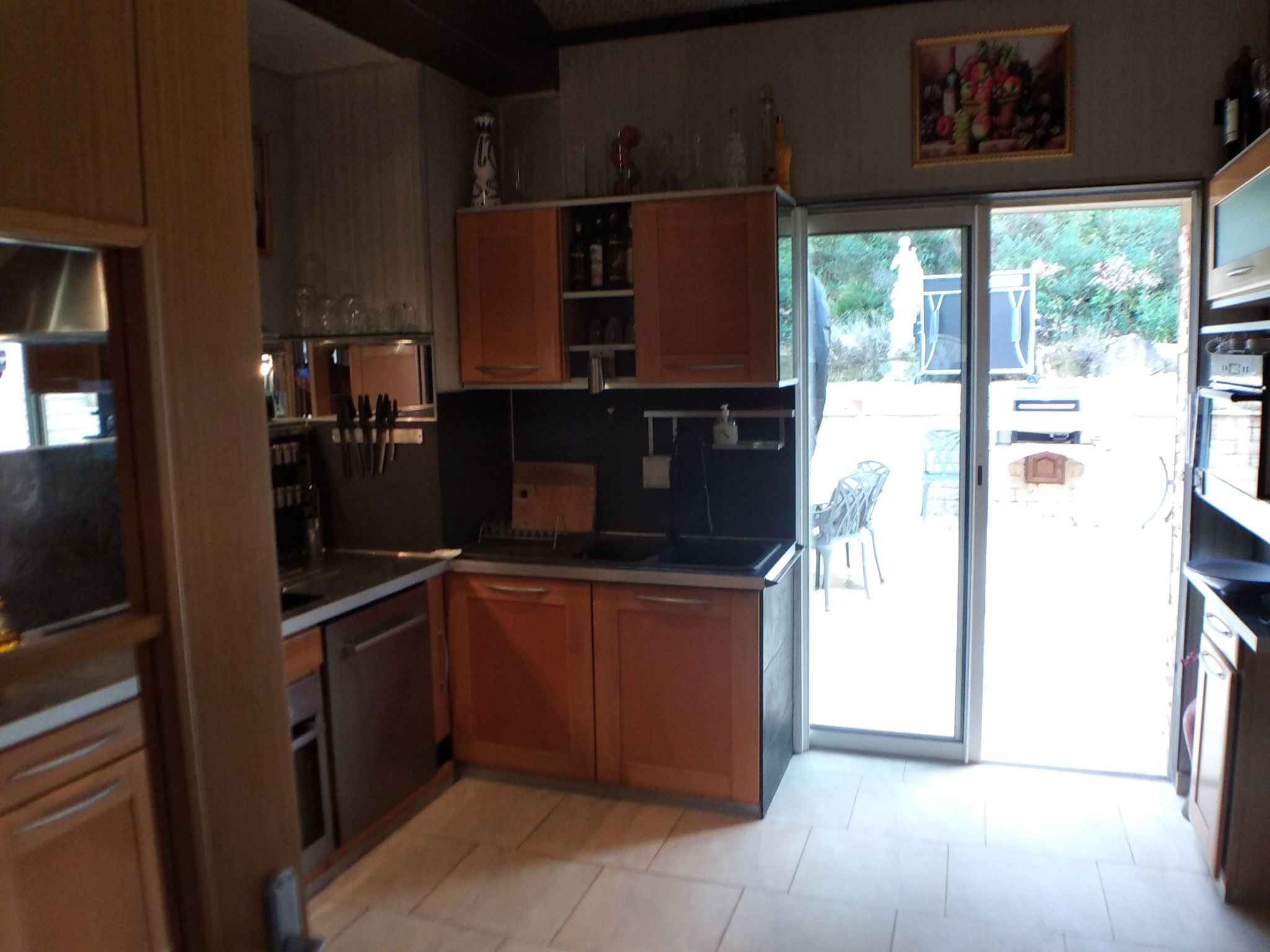 "Villa Sculpture" mit Terrasse-Binnen