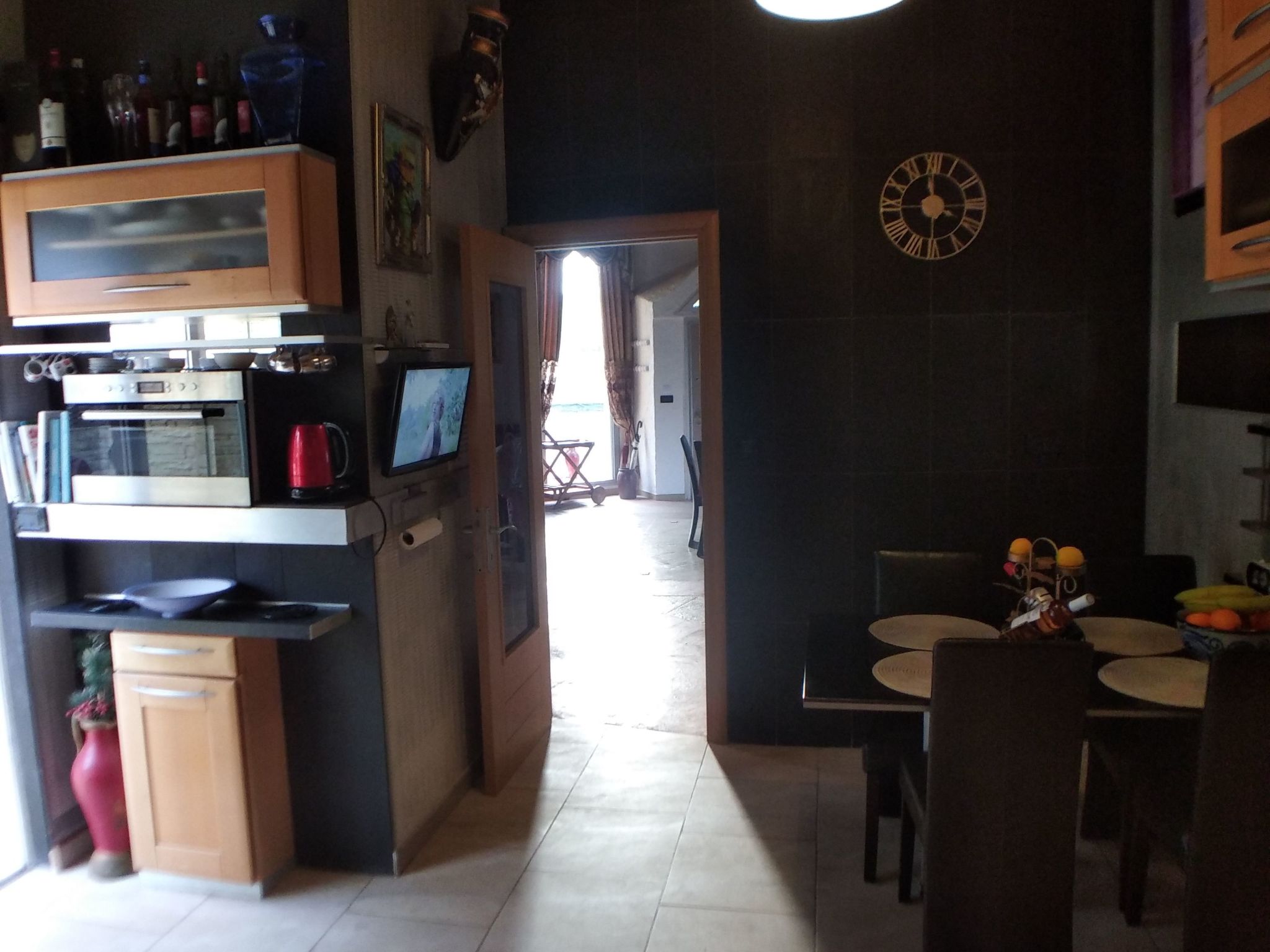 "Villa Sculpture" mit Terrasse-Binnen