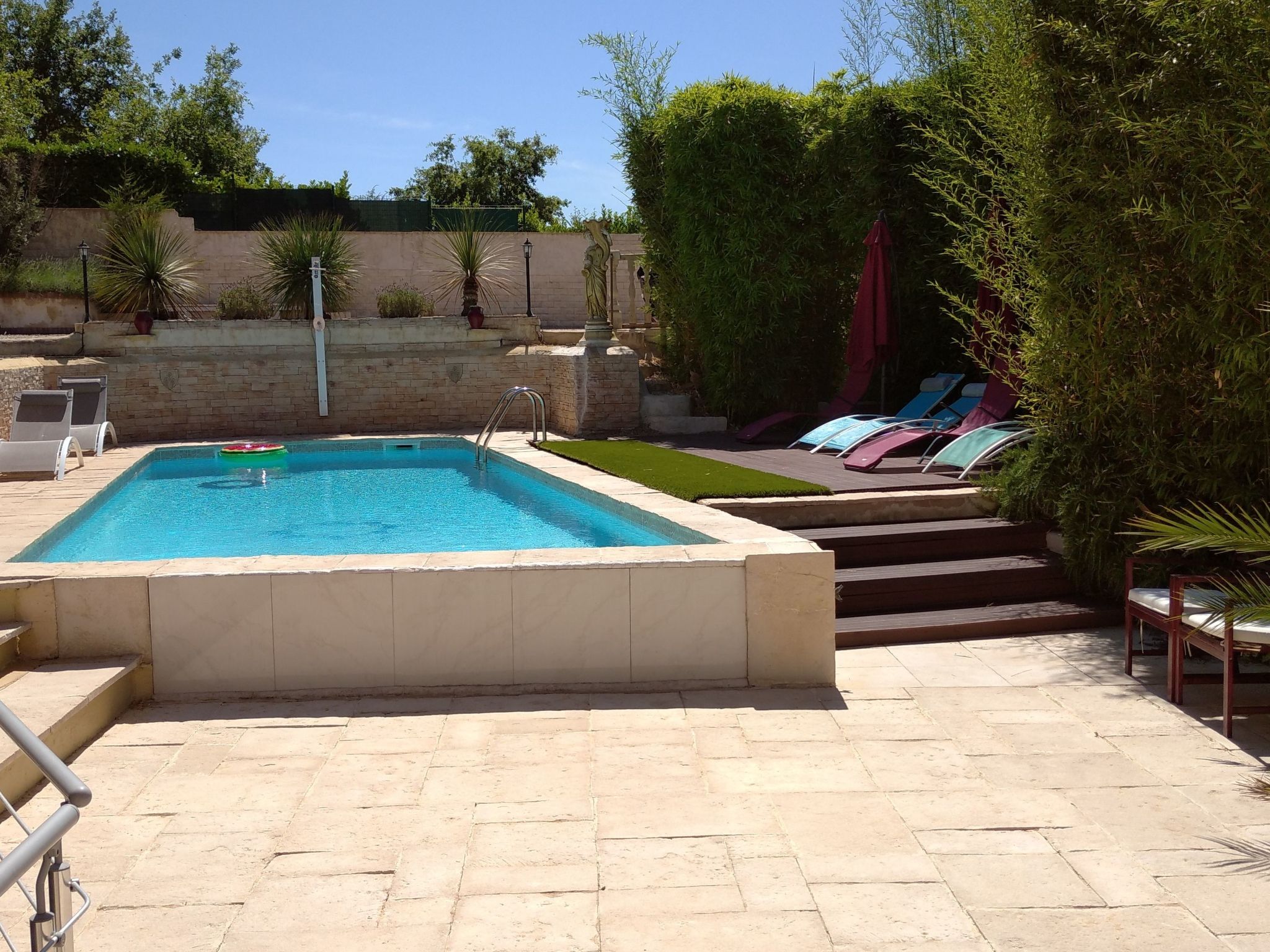 "Villa Sculpture" mit Terrasse-Binnen