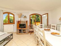 Vrijstaand vakantiehuis voor 8 personen met omheinde tuin en bergzicht in Cipières - thumbnail 4