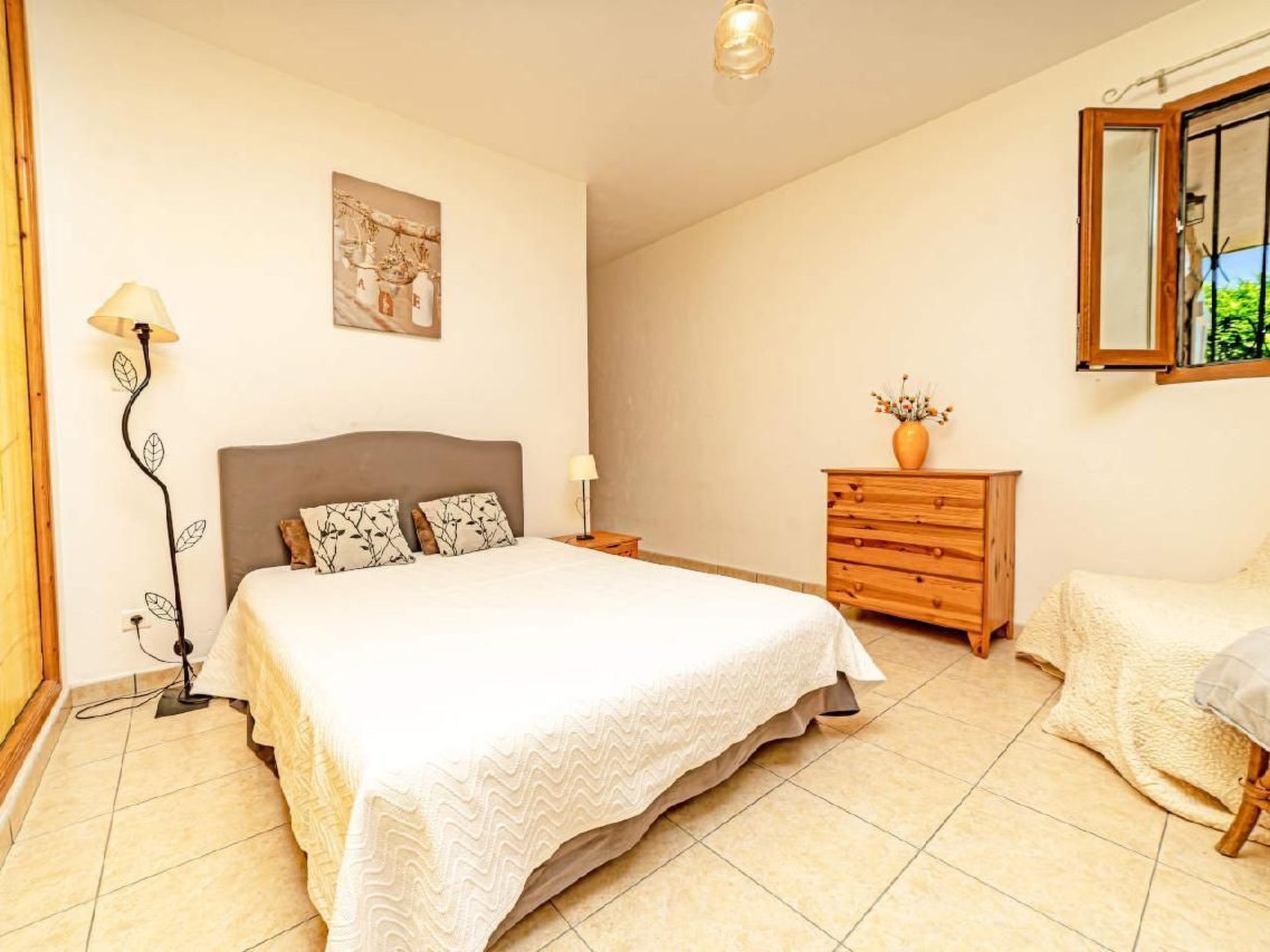 Locations-06 - Die Eugenie-Image-tags.info