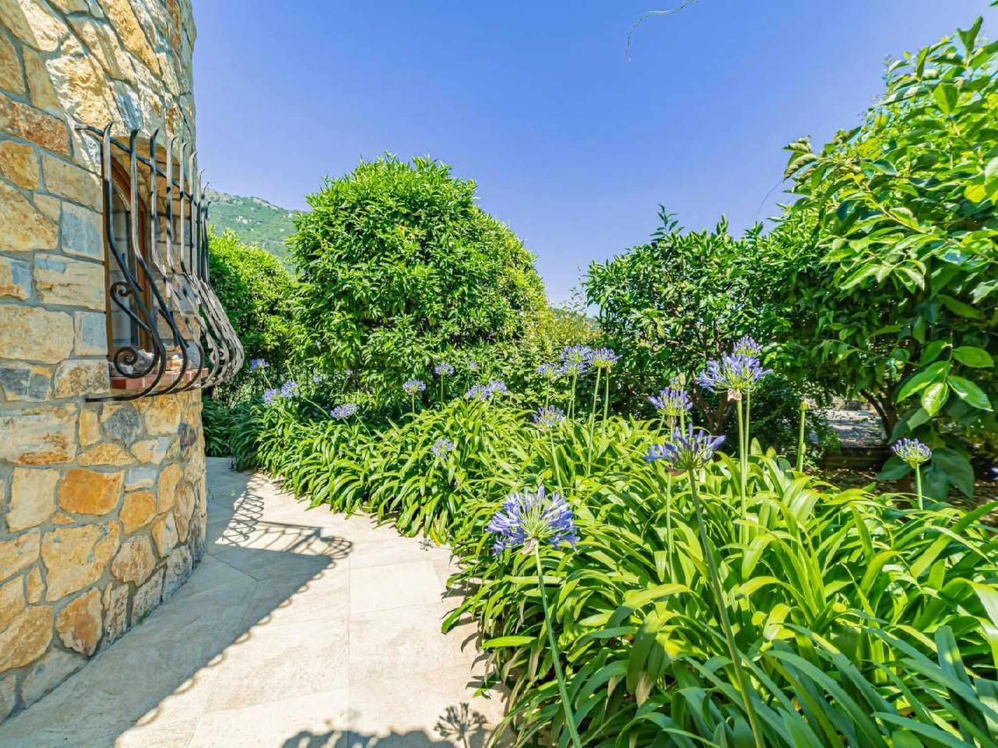 Locations-06 - Die Eugenie-Image-tags.info