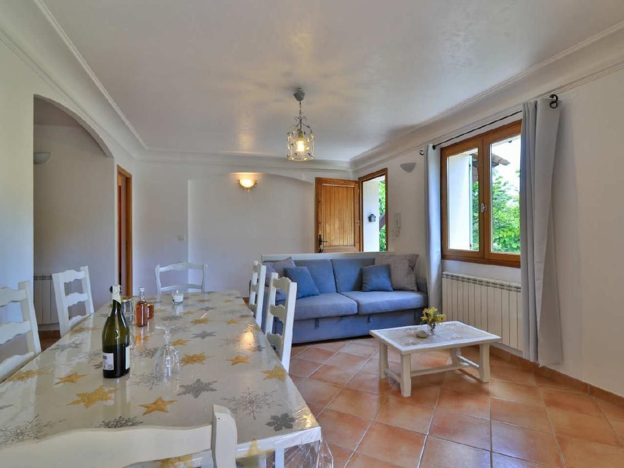 Appartement in Le Bar-Sur-Loup mit Eigenem Garten-Image-tags.info