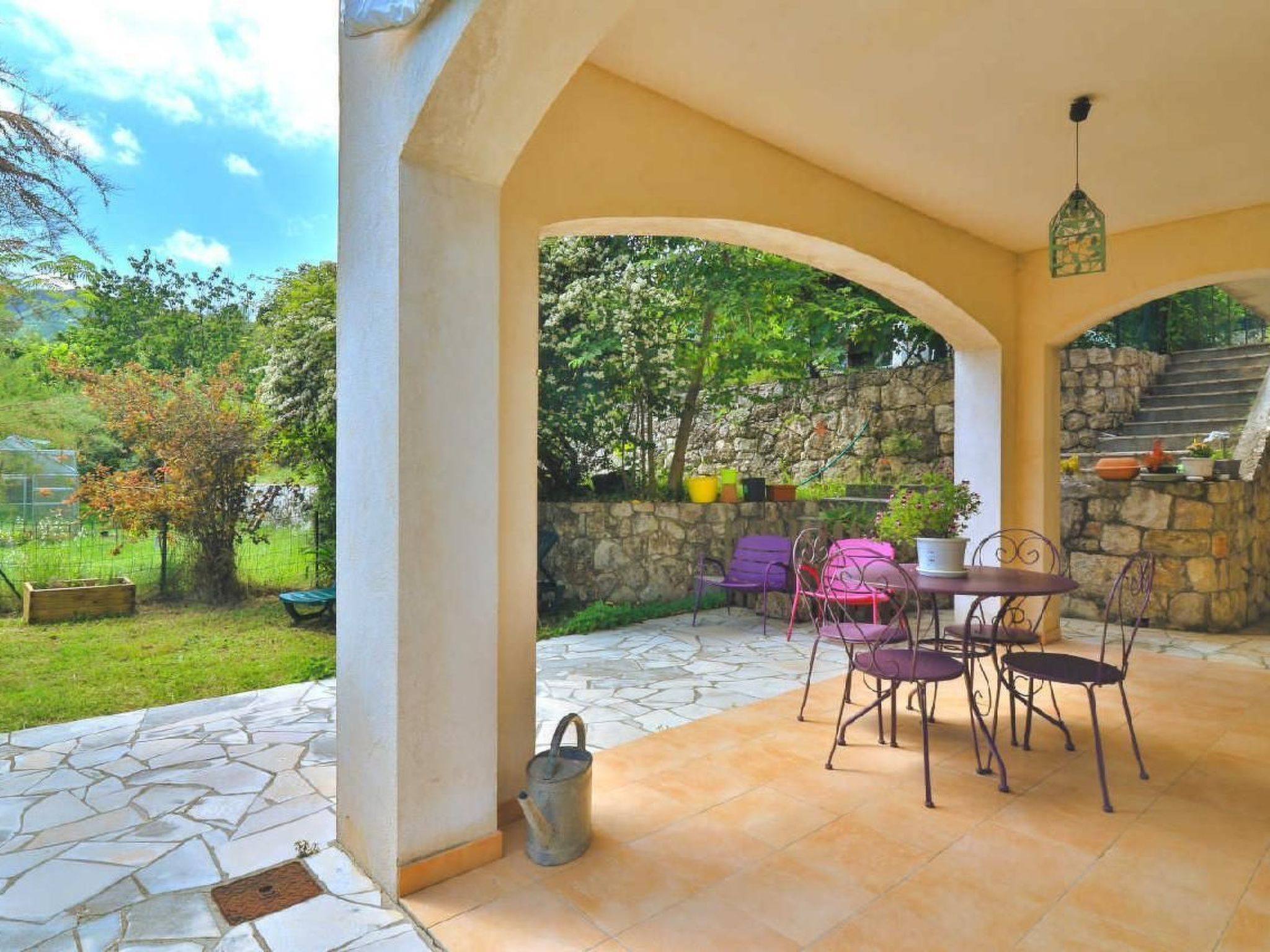 Appartement in Le Bar-Sur-Loup mit Eigenem Garten-Image-tags.info