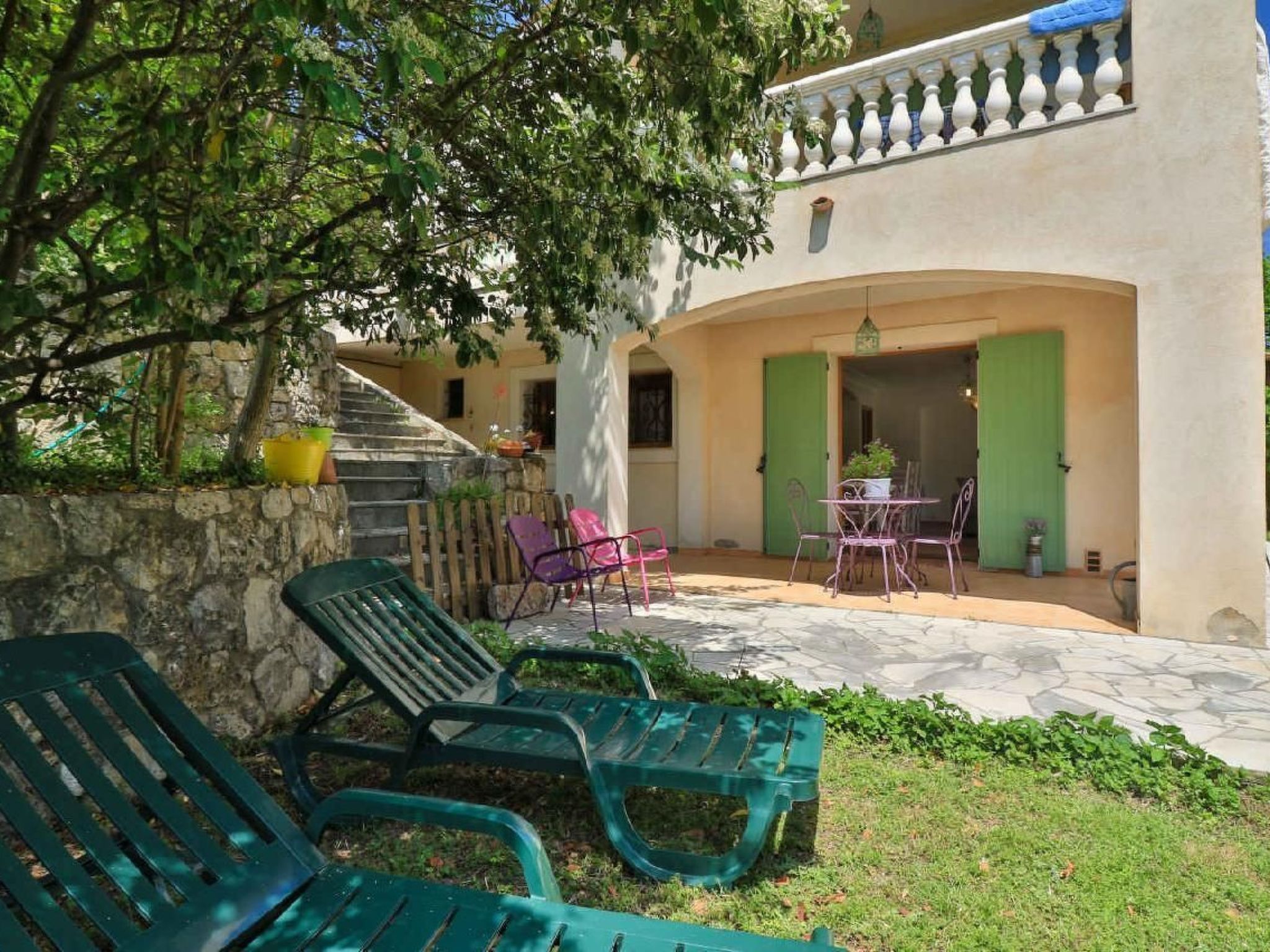 Appartement in Le Bar-Sur-Loup mit Eigenem Garten-Image-tags.info